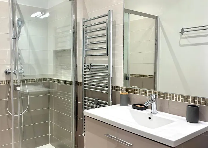 Le Celeste - Chic Vue Port St-tropez