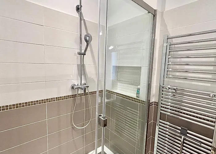 Le Celeste - Chic Vue Port St-tropez